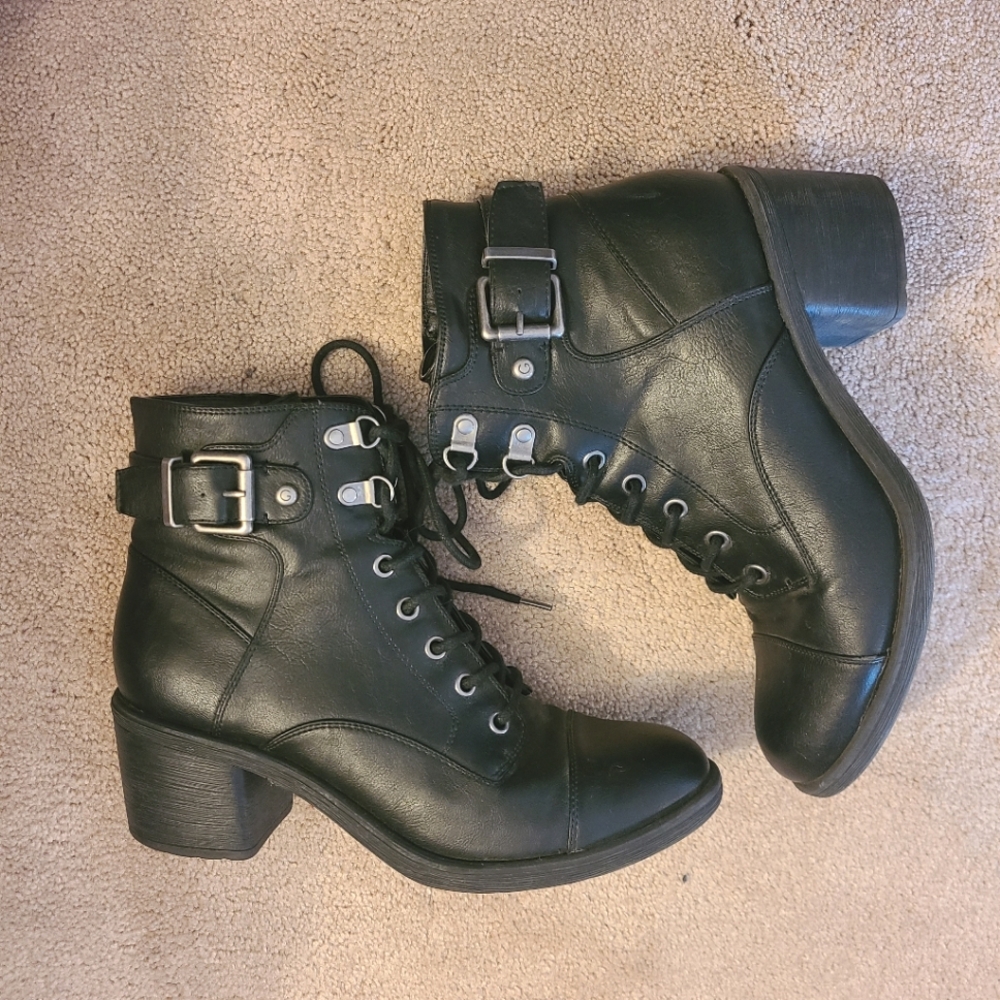 Guess Combat Boots